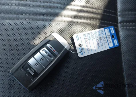 2017 Acura Mdx Advance Entertainment Pkgs из США, поврежденный, VIN 5FRYD4H96HB031721